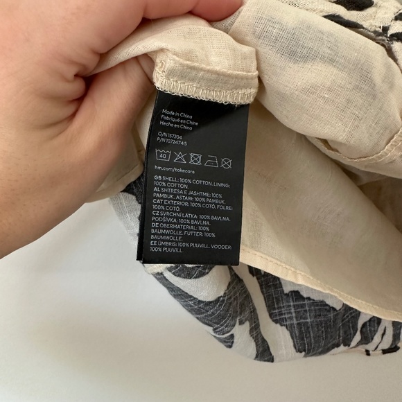 H&M Zebra Print Mini Skirt - Black and Cream - Picture 7 of 9